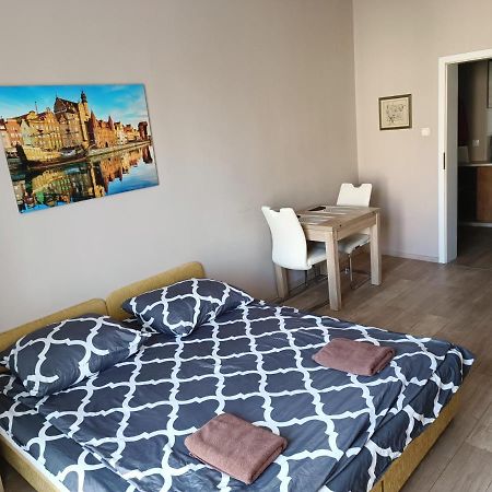 Bon Voyage Kawalerka Apartman Gdańsk Kültér fotó